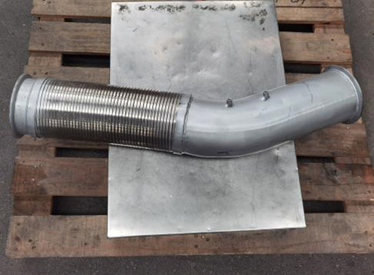 Tube flexible WG9925540002 de pièces de rechange de camion de Sinotruk Howo