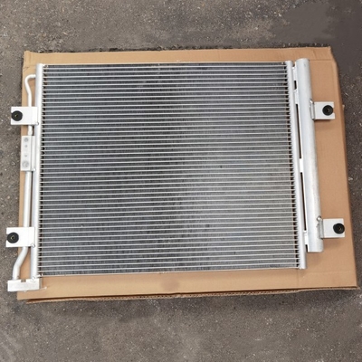 Pièces de rechange de camion du condensateur refroidies par air WG1642822006 Sinotruk Howo