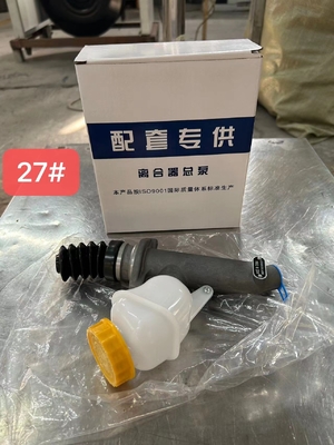 WG9719230023 Cylindre maître d'embrayage HOWO Pièces détachées de camions