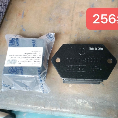 DZ9114593001 Parties de camion Shacman pour le support du moteur avant