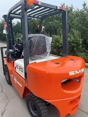 Chariot élévateur du moteur diesel CPC25 mécanisme d'ajustement de volant de 2,5 tonnes
